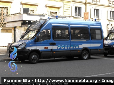 Iveco Daliy IV serie
Polizia di Stato 
Reparto Mobile di Milano
polizia F7895
Parole chiave: Iveco Daliy_IVserie PoliziaF7895