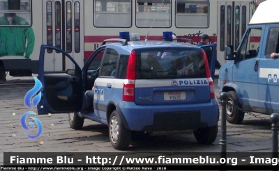 Fiat Nuova Panda 4x4 I serie
Polizia di Stato
Polizia H1410
Parole chiave: Fiat Nuova_Panda_4x4_Iserie PoliziaH1410