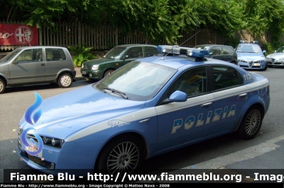 Alfa Romeo 159 
Polizia di Stato
Squadra Volante
POLIZIA F5226
Parole chiave: Alfa-Romeo 159 POLIZIAF5226