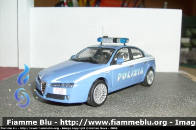 Alfa Romeo 159
Polizia Squadra Volante 
Parole chiave: Alfa Romeo 159 Polizia Squadra Volante 