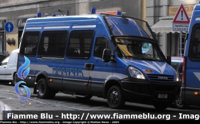 Iveco Daily IV serie
Polizia di Stato 
Reparto Mobile Milano
Polizia F7869
Parole chiave: Iveco Daily_IVserie PoliziaF7869
