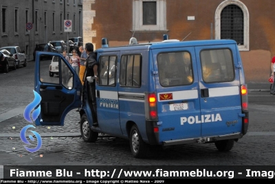 Fiat Ducato II serie
Polizia di Stato
Reparto Mobile di Roma
Polizia E1492
Parole chiave: Fiat Ducato_IIserie PoliziaE1492