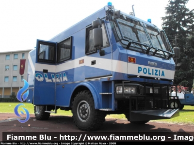 Iveco EuroCargo 4x4 II serie
Polizia  
Reparto Mobile
Padova
Parole chiave: Iveco EuroCargo 4x4_IIserie Polizia di Stato Reparto Mobile F7763