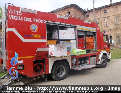 Iveco EuroTech 190E35 "One"
Vigili del Fuoco
Nucleo NBCR
Comando Provinciale di Milano Via Messina
VF 21923
Parole chiave: Iveco EuroTech_190E35_"One" VF21923