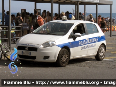 Fiat Grande Punto
Polizia Municipale
Comune di Amalfi (SA)
Parole chiave: Fiat Grande_Punto