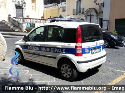 Fiat Nuova Panda I serie
Polizia Municipale
Comando Associato "Costa D'Amalfi"
Unità Operativa Minori
Parole chiave: Fiat Nuova_Panda_Iserie