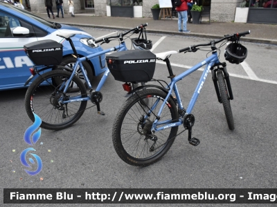 Mountain-Bike Promax
Polizia di Stato
Parole chiave: Mountain-Bike Promax Formula_E_Roma_2019
