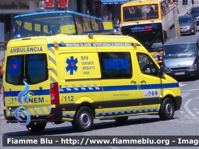 Volkswagen Crafter I serie
Portugal - Portogallo
INEM - Istituto Nacional de Emergencia Medica
Parole chiave: Volkswagen Crafter_I_serie ambulanza