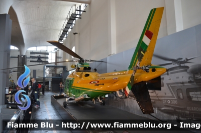 Agusta A109 A2 
Guardia di Finanza
Servizio Aereonavale
GdiF 126
Esemplare musealizzato presso il Museo della Scienza e della Tecnica "Leonardo da Vinci" - Milano
Parole chiave: Agusta A109_A2 GdiF126