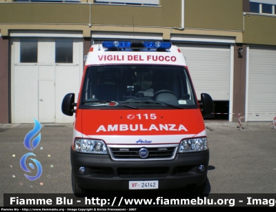 Fiat Ducato III serie
Vigili del Fuoco
Comando Provinciale di 
Pesaro-Urbino
Ambulanza in servizio 118
Allestimento Aricar
VF 24142

Parole chiave: Fiat Ducato_IIIserie VF24142 Aricar Ambulanza