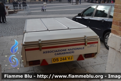 Carrello
Associazione Nazionale Carabinieri
Protezione Civile 
60° Filottrano (AN)
Parole chiave: Carrello ANC