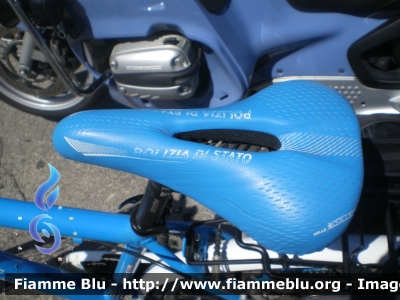 Bicicletta Velomarche
Polizia di Stato
Questura di Pesaro
Particolare sellino personalizzato
