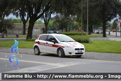 Fiat Grande Punto
Polizia Municipale Lucca
Auto 07
POLIZIA LOCALE YA 323 AB
Allestimento Bertazzoni 
Parole chiave: Fiat Grande_Punto POLIZIALOCALEYA323AB