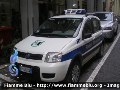 Fiat Nuova Panda 4x4 I Serie
Polizia Municipale
Mombaroccio (PU)
Parole chiave: Fiat Nuova_Panda 4x4 PM Mombaroccio