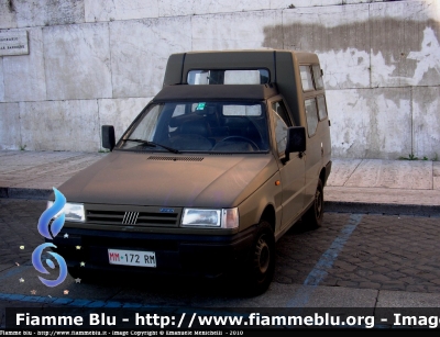 Fiat Fiorino II Serie
Marina Militare Italiana
MM 172 RM
Parole chiave: Fiat Fiorino_IISerie_MM172RM