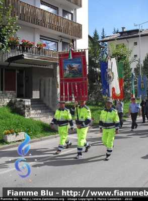 I Raduno Nazionale VVF Cortina d'Ampezzo (BL)
Protezione Civile
Gonfalone della Regione Veneto
Parole chiave: Raduno_Nazionale_VVF_2010
