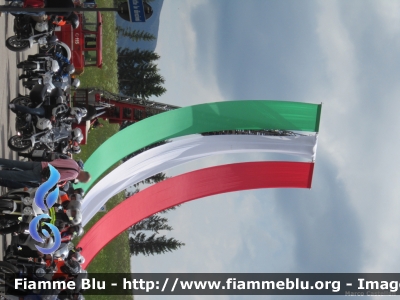 VI Raduno Interregionale Veneto ANVVF Asiago (VI)
Tricolore sull'AutoScala
Parole chiave: Raduno_ANVVF_Asiago_2012