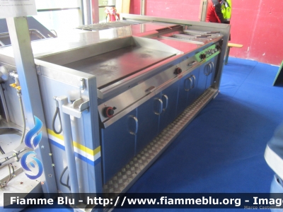 Cucina Mobile
Protezione Civile
Associazione Nazionale Alpini
Sezione di Treviso
Parole chiave: Civil_Protect_2013