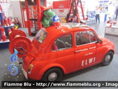 Fiat 500
Bundesrepublik Deutschland - Germany - Germania
Freiwillige Feuerwehr Dunne
Automezzo storico
Esposto all'Interschutz 2015
Parole chiave: Fiat 500 Interschutz_2015