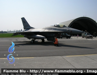 General Dynamics F-16
Aeronautica Militare
5° Stormo
Parole chiave: AM Aerei General_Dynamics F-16 Istrana