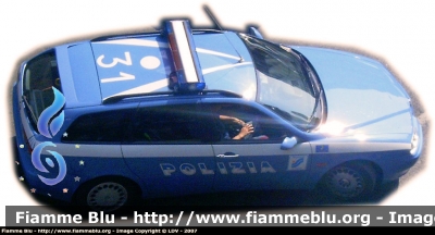 Alfa Romeo 156 Sportwagon I serie
Polizia di Stato
Polizia Stradale in servizio sulla Tangenziale di Napoli
POLIZIA B0416
Parole chiave: Alfa-Romeo 156_Sportwagon_Iserie PoliziaB0416