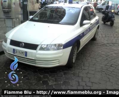 Fiat Stilo II Serie
Polizia Provinciale Napoli
Livrea con Striscia Blu (Sostituita dalla Striscia Verde)
Parole chiave: Fiat_Stilo_II_serie_Polizia_Provinciale_Napoli