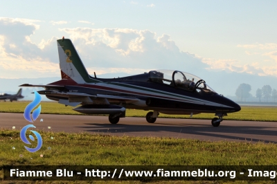 Aermacchi MB-339 PAN
Aeronautica Militare
313° Gruppo Frecce Tricolori
-55° P.A.N. Aeroporto di Rivolto-
Pony 2
Parole chiave: Aermacchi MB-339_PAN 55°PAN_2015