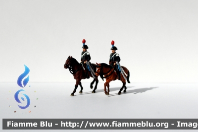 Carabinieri a cavallo in alta uniforme
Carabinieri Preiser 
- Scala 1/87 -
Set 10398
Parole chiave: Carabinieri Preiser Scala_1/87