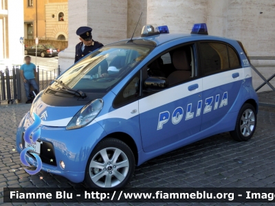 Citroen C-Zero
Polizia di Stato 
Ispettorato di Pubblica Sicurezza presso il Vaticano 
POLIZIA H6284
Parole chiave: Citroen C-Zero PoliziaH6284