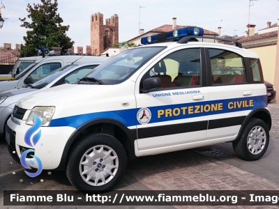 Fiat Nuova Panda 4x4 I serie
Protezione Civile
Unione Megliadina (PD)
(veicolo ex Polizia Provinciale Padova)
Parole chiave: Fiat Nuova_Panda_4x4_Iserie Protezione_Civile Unione_Megliadina