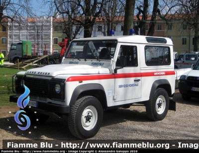 Land Rover Defender 90
Servizio Regionale Forestale
Veneto
Antincendio
Parole chiave: Land-Rover Defender_90 XI_Meeting_PC_Lonigo_VI