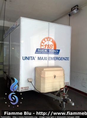 Carrello Maxi Emergenze
Azienda ULSS 6 Vicenza
SUEM 118
Allestimento Fire & Rescue
Parole chiave: carrello_maxi_emergenze SUEM_118 Vicenza Veneto
