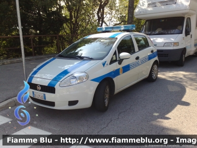 Fiat Grande Punto
Polizia Locale Trieste
POLIZIA LOCALE YA470AD
Parole chiave: Fiat Grande_Punto PoliziaLocaleYA470AD