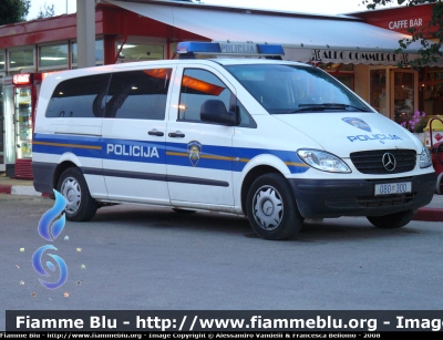 Mercedes-Benz Viano II serie
Republika Hrvatska - Croazia
Policija - Polizia
Parole chiave: Mercedes-Benz Viano_IIserie