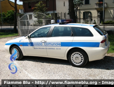 Alfa Romeo 156 Sportwagon I serie
PM Bassa Friulana Occidentale S.S. 14 (UD)
Parole chiave: Alfa_Romeo 156_Sportwagon_Iserie PM Bassa_Friulana_Occidentale UD Friuli_Venezia_Giulia
