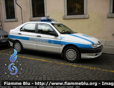 Alfa Romeo 146 I serie
PM Pagnacco (UD). Variante iniziale. Livrea Polizia Comunale.
Parole chiave: Alfa_Romeo 146_Iserie Polizia_Municipale Pagnacco