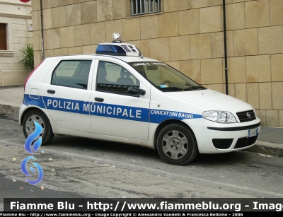 Fiat Punto III serie
PM Canicattini Bagni
Parole chiave: Fiat Punto_IIIserie PM Canicattini_Bagni