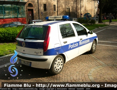 Fiat Punto II serie
Polizia Municipale Modena
Parole chiave: Fiat Punto_IIserie