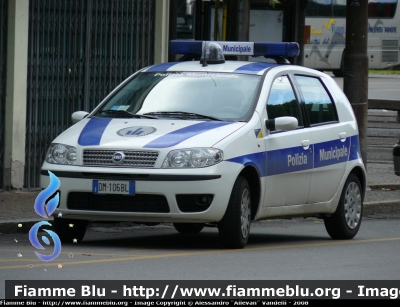 Fiat Punto Classic III serie
Polizia Municipale Modena
Parole chiave: Fiat Punto_IIIserie