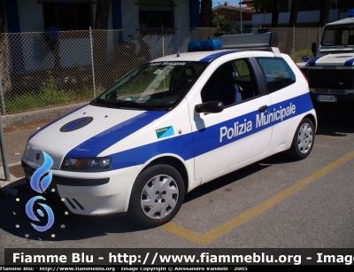 Fiat Punto II serie
PM Riccione
Parole chiave: Fiat Punto_IIserie PM Riccione emilia_romagna