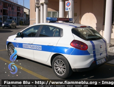 Fiat nuova Bravo
PM San Giorgio di Nogaro (Bassa Friulana)
POLIZIA LOCALE YA 609 AC
Parole chiave: Fiat Nuova_Bravo PM San_Giorgio_di_Nogaro Friuli_venezia_giulia