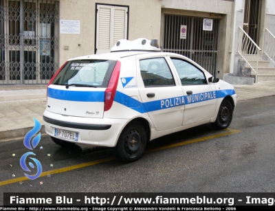Fiat Punto II serie
Polizia Municipale Santa Croce Camerina (RG)
Parole chiave: Fiat Punto_IIserie