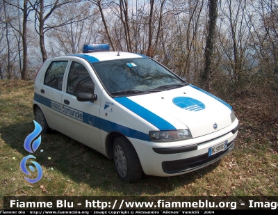 Fiat Punto II serie
PM Comunità Collinare del Friuli. Livrea Polizia Comunale.
Parole chiave: Fiat Punto_IIserie PM San Daniele