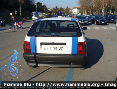 Fiat Tipo II serie
PM Comunità collinare del Friuli. La vettura apparteneva alla PM di San Daniele ed è stata recentemente dismessa.
Parole chiave: Fiat Tipo_IIserie PM San_Daniele
