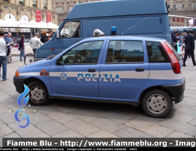Fiat Punto I serie
Polizia di Stato
Servizio Aereo
POLIZIA E6533
Parole chiave: Fiat Punto_Iserie PoliziaE6533 servizio_aereo