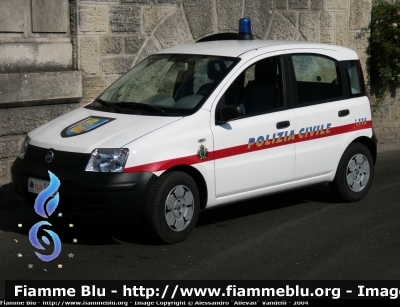 Fiat Nuova Panda I serie
Repubblica di San Marino
Polizia Civile
RSM Polizia 129
Parole chiave: Fiat Nuova_Panda_Iserie RSMPolizia129