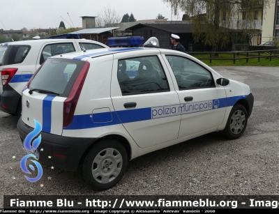 Fiat Punto III serie
Parole chiave: Fiat Punto Polizia Municipale Comunità collinare del Friuli San Daniele