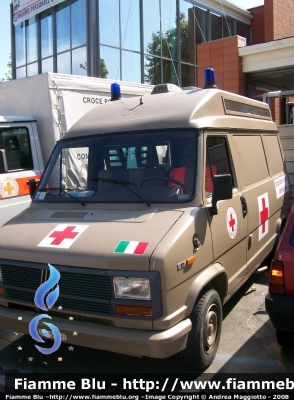 Fiat Ducato I serie
Ambulanza Croce Rossa Italiana Corpo Militare
CRI 12383
Parole chiave: Fiat_Ducato_I_serie