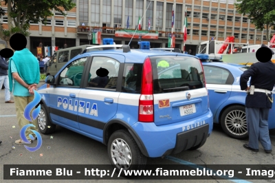 Fiat Nuova Panda 4x4
Polizia Ferroviaria
POLIZIA H3032
Parole chiave: Fiat Nuova_Panda_4x4_Climbing POLIZIAH3032