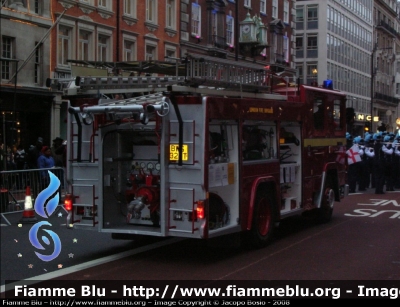 Dennis
Great Britain-Gran Bretagna
London Fire Brigade
Autopompa storica
Parole chiave: Dennis london fire brigade